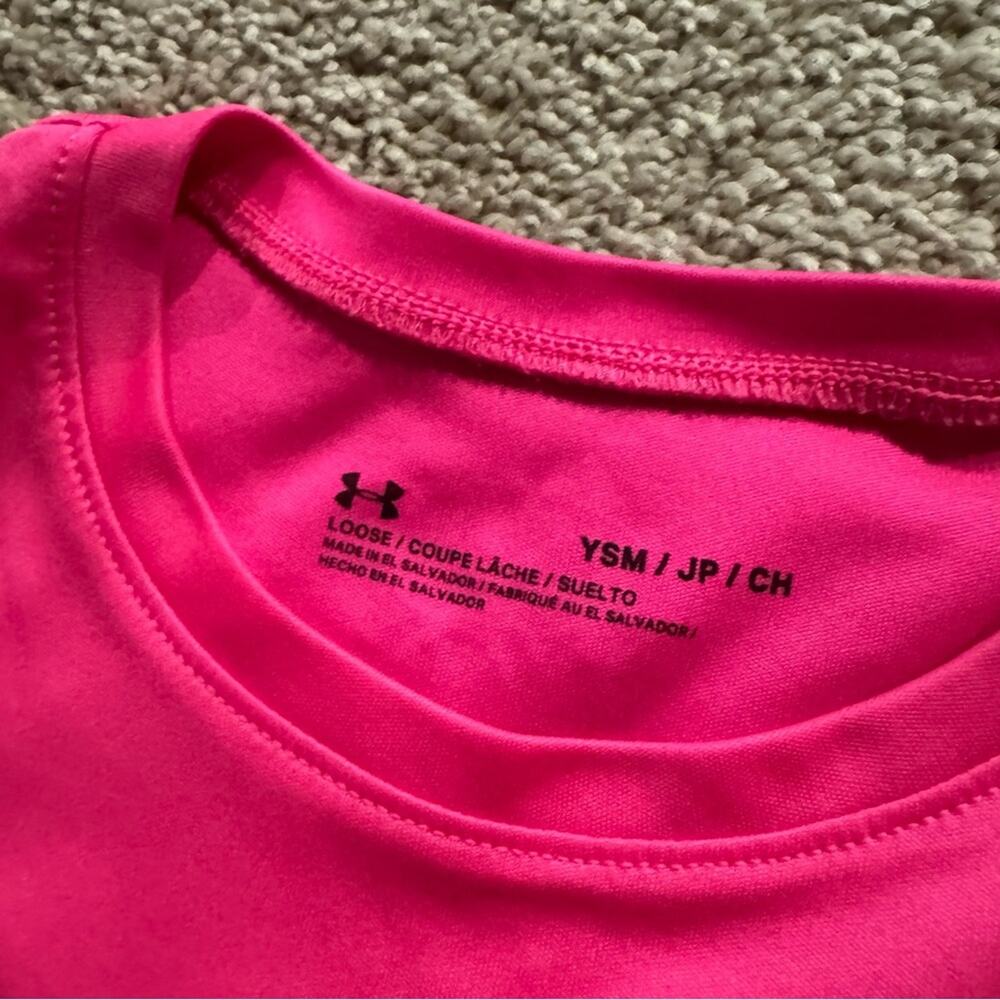 UA Under Armour Girls Loose Fit Vibrant Pink Logo Tee Shirt Size Youth Small - Picture 5 of 7